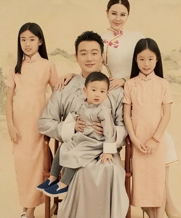 佟大为关悦结婚10周年,佟大为的妻子关悦比老公大多少