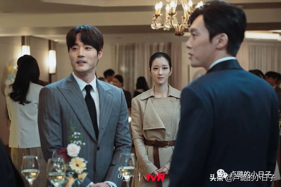 小三复仇勾搭总统女婿，除剧情，女主财阀级别的穿搭也值得一看