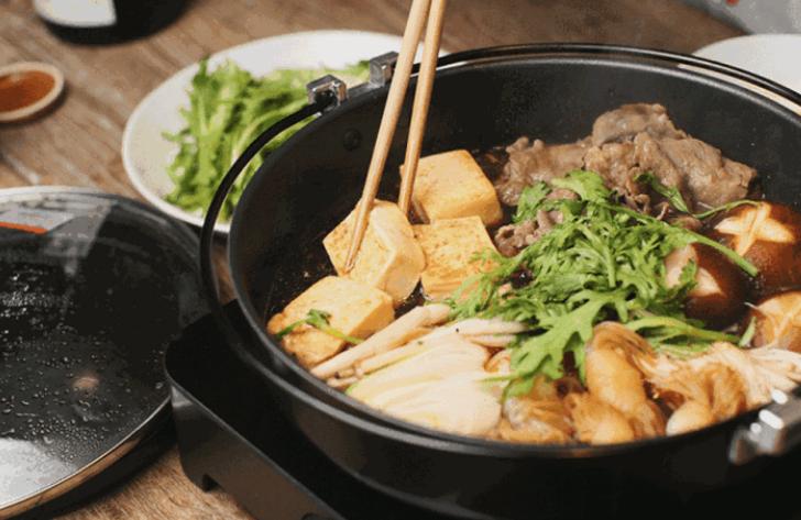 电磁炉与电陶炉的区别哪个更耐用,电陶炉与电磁炉区别哪个耐用