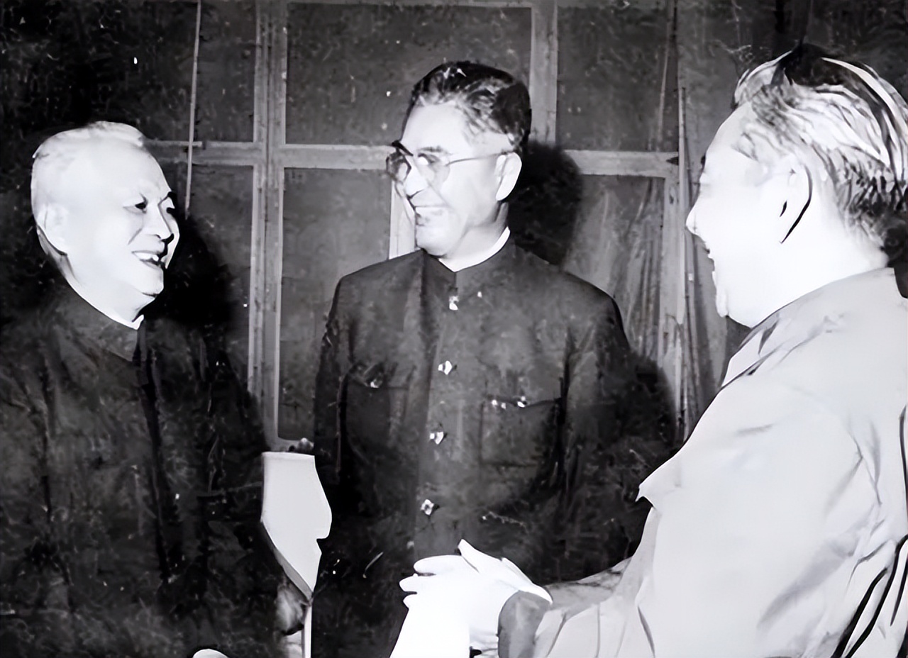 荣氏家族：中国近代真正财团，毛主席很认可，建国后主动上交产业