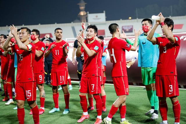 女足为什么没有男足待遇高呢,男足薪水比女足高吗