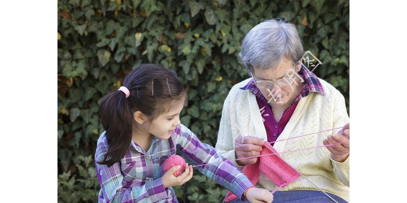 90后女孩哭诉：在大学和黑人处了3年对象，再无人愿意和我交往了