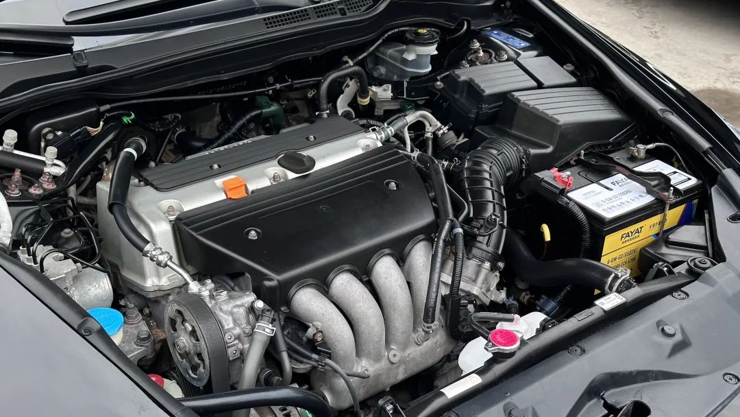 6代本田雅阁翻新改造全过程,本田六代雅阁老车翻新过程