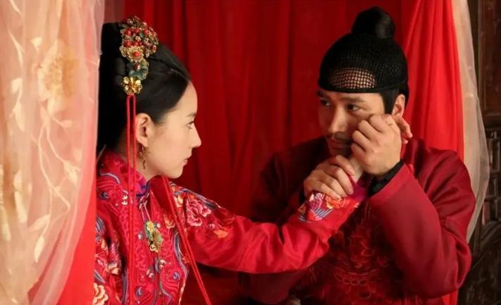 谢天谢地讽刺对联,名人说谢天谢地谢广坤