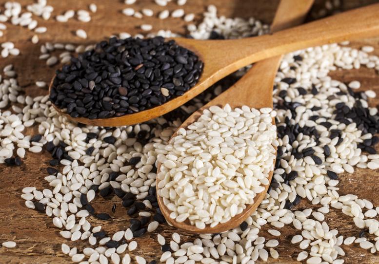 蛋白补什么蛋黄补什么,蛋白补多了好吗