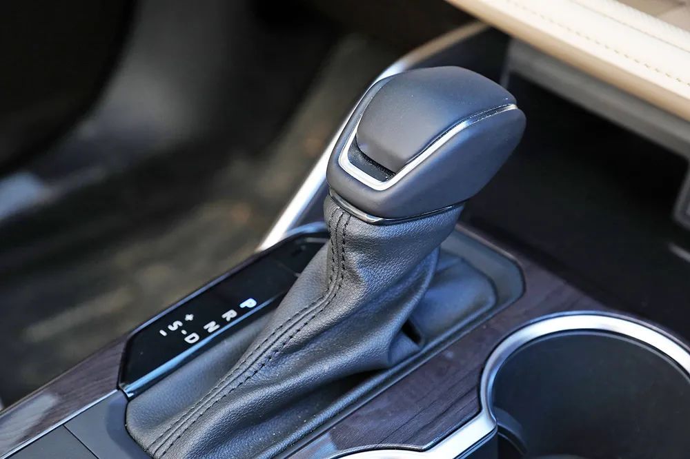 小汉兰达四驱混动版,广汽丰田汉兰达双擎豪华版