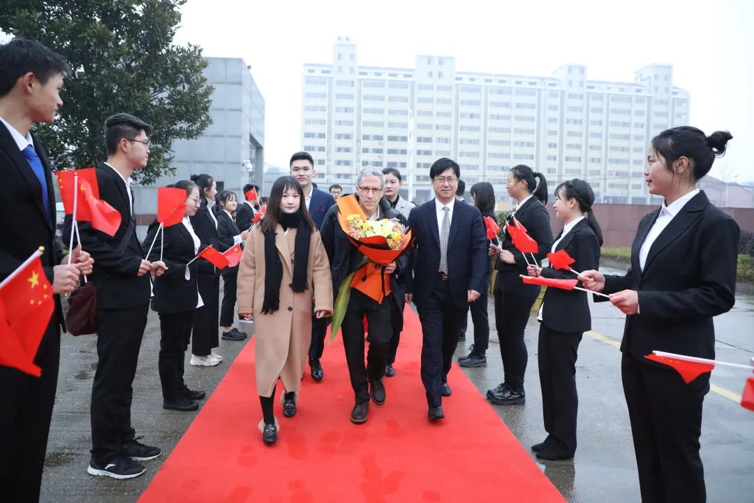 中南林业科技大学涉外学院公办吗,涉外学院中南林业科技大学招生办