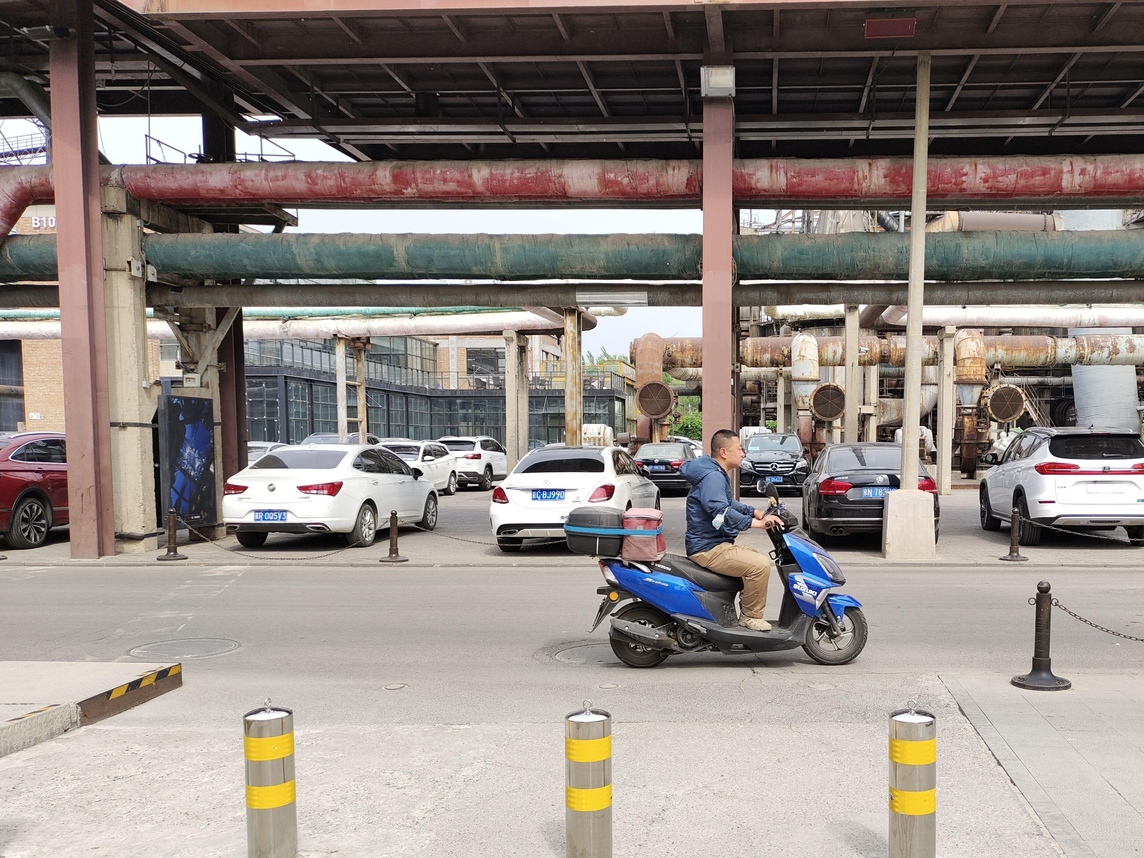 iqooneo6se要买最高配吗,iqooneo6se870是巅峰版吗