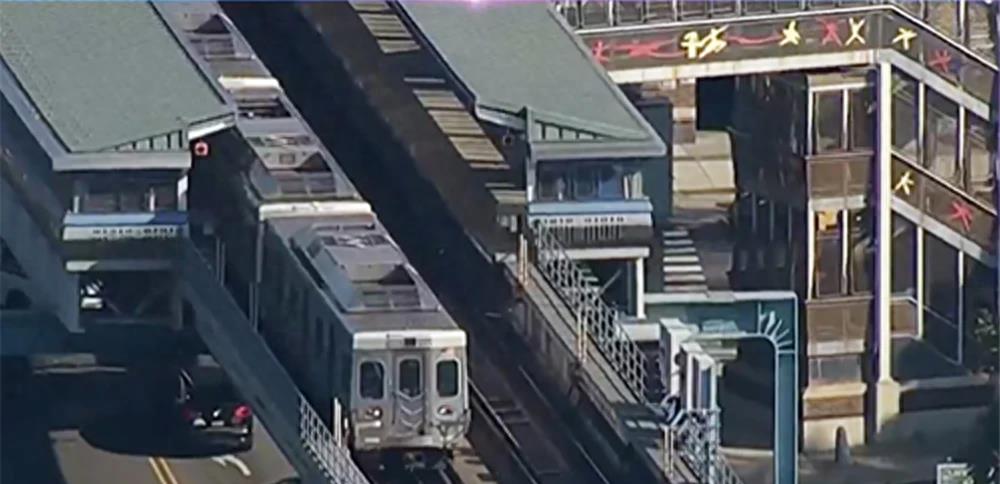 回顾害怕！女生在美国地铁被性侵，周围乘客无奈将视频发布到网上