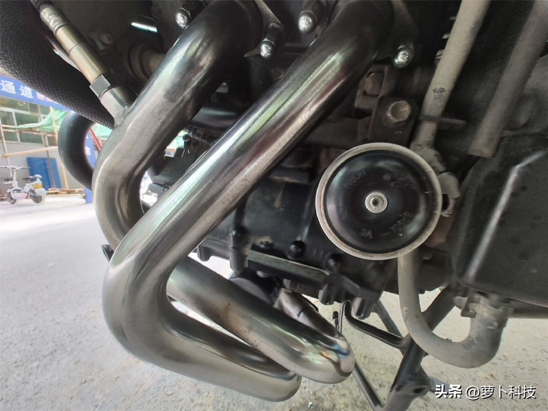 一百块钱的摩托车排气管,100元摩托车排气管