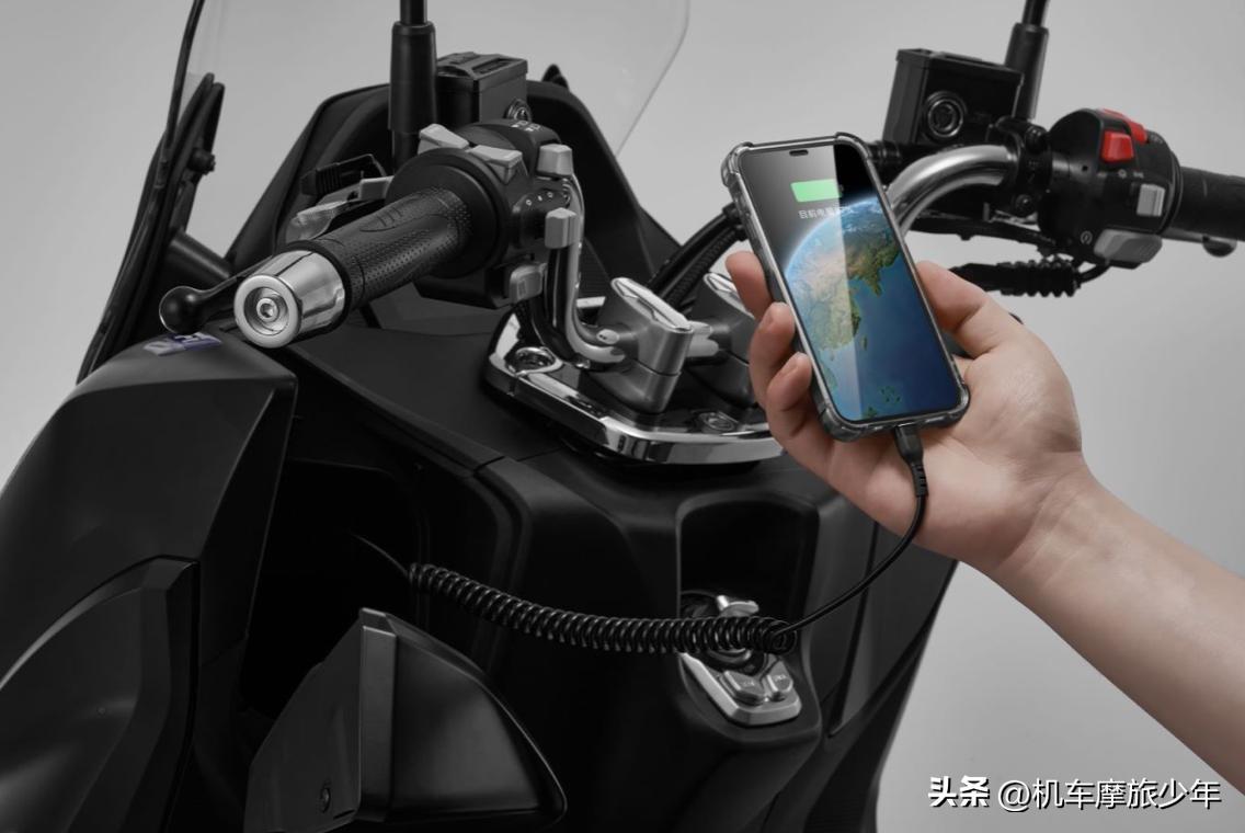 qjmotor发布哪几款踏板,qjmotormt150踏板测评