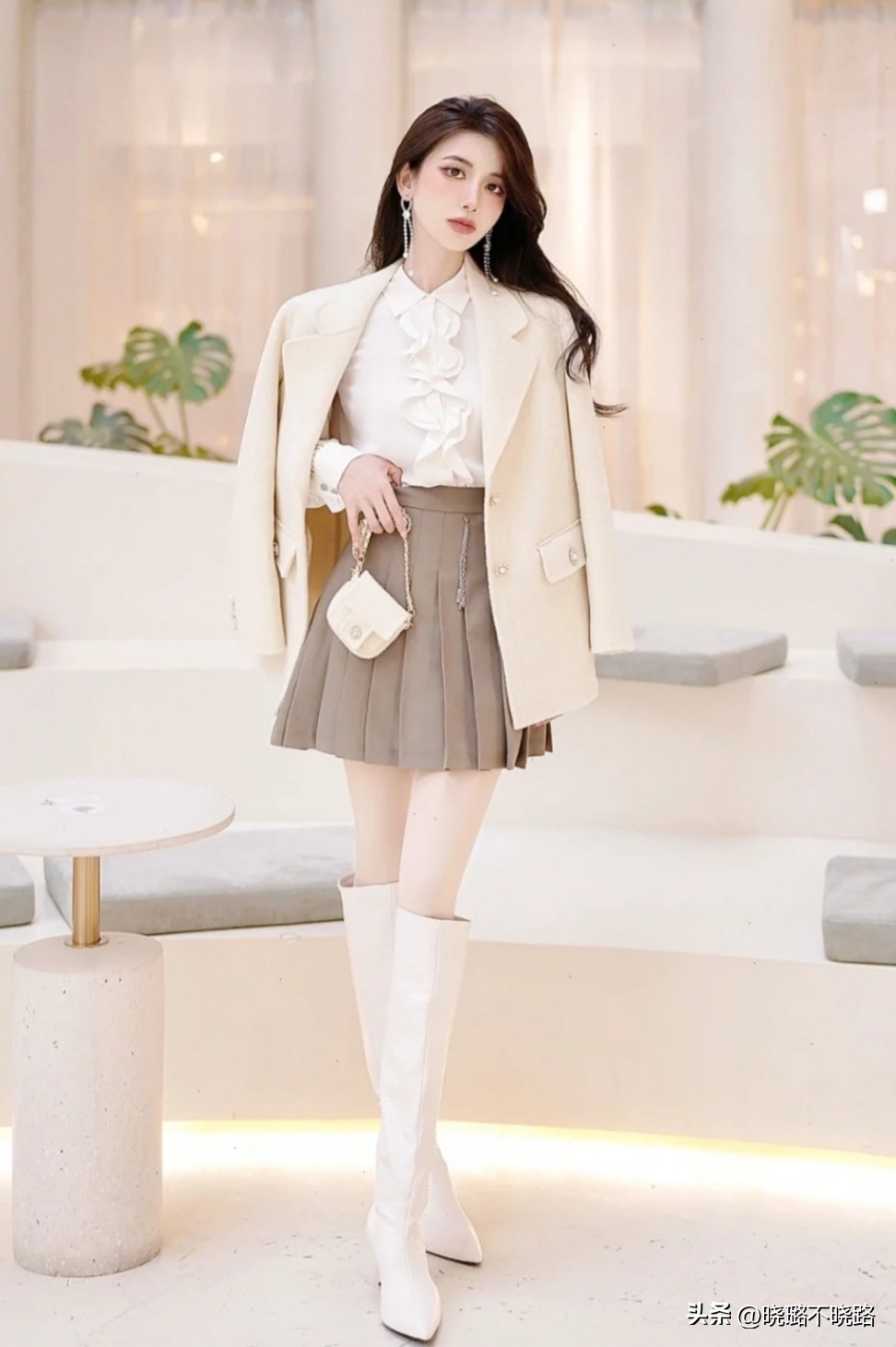 小个子穿“短裙”还是“长裙”更显高？看完这3组对比图你就懂了