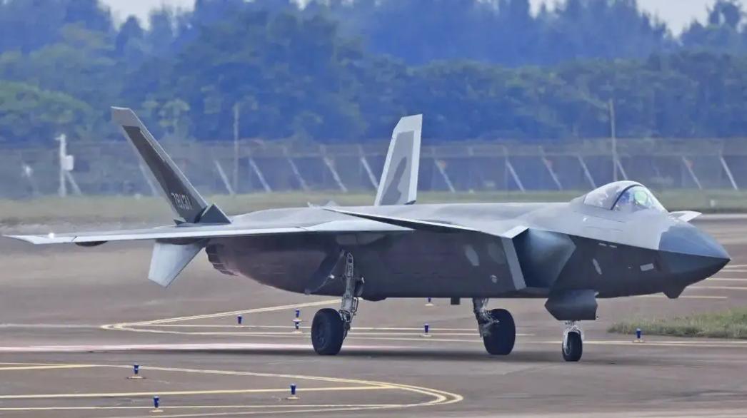 7月6日下午：美国担心！中国若断供矿物锑，美将面临*药弹**停产