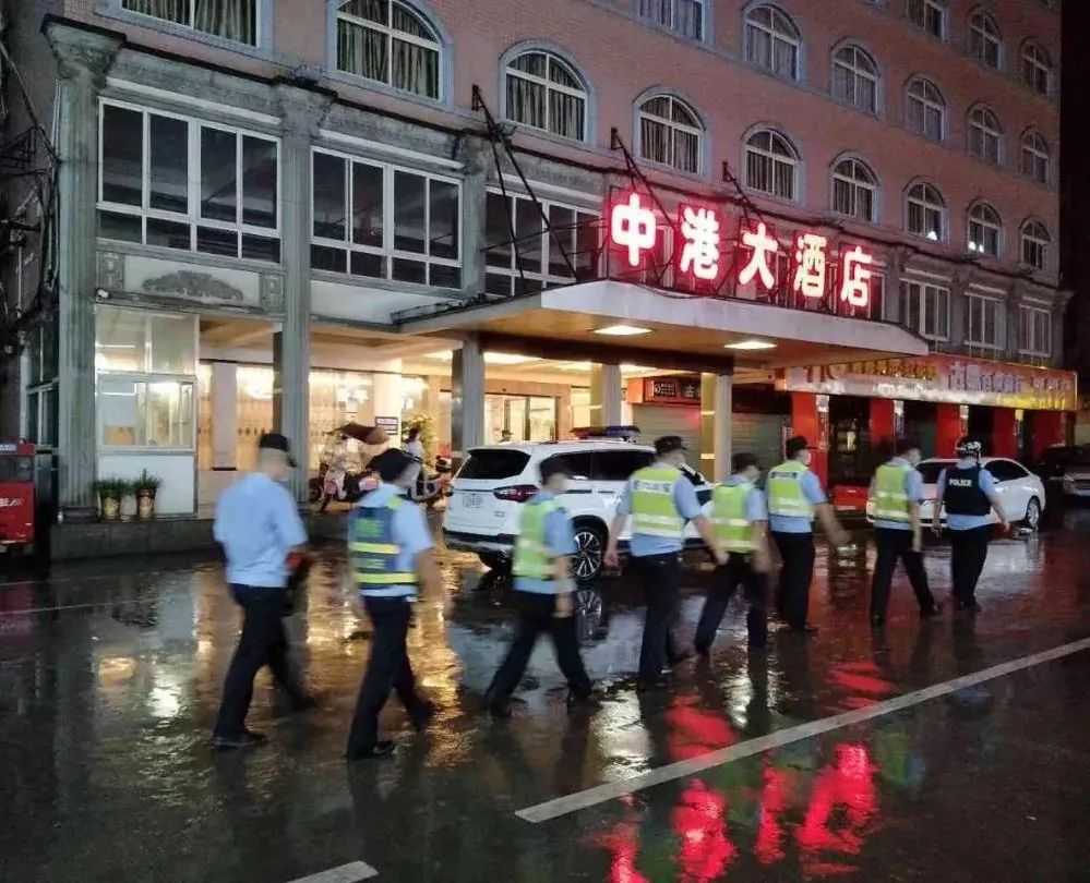 百日行动赌博抓捕现场,百日行动夏季治安打击整治活动