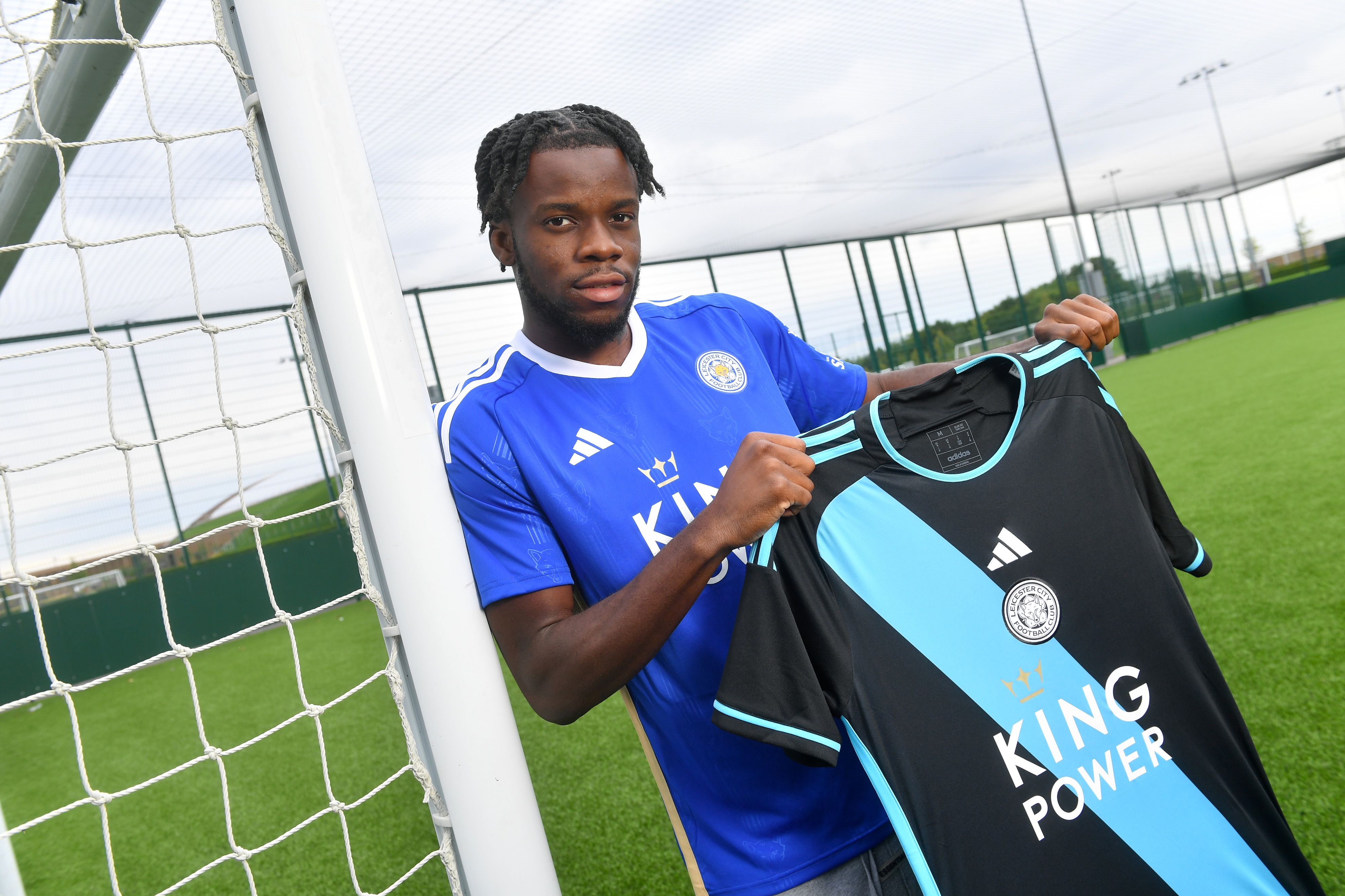 阿森纳官宣基维奥尔加盟,前阿森纳边锋雷耶斯加盟中甲