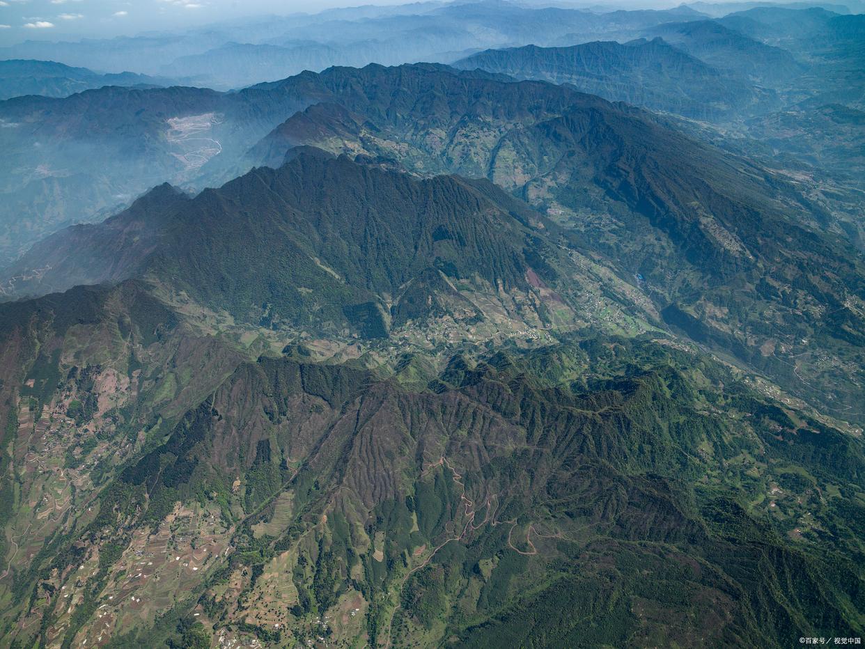长焦镜头为什么会使画面纵向压缩,长焦镜头能帮助相机拍得更清晰吗