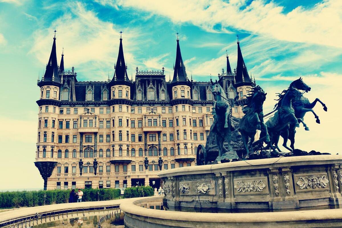 美国10大首富从事什么行业,盘点各国世界首富从事的行业