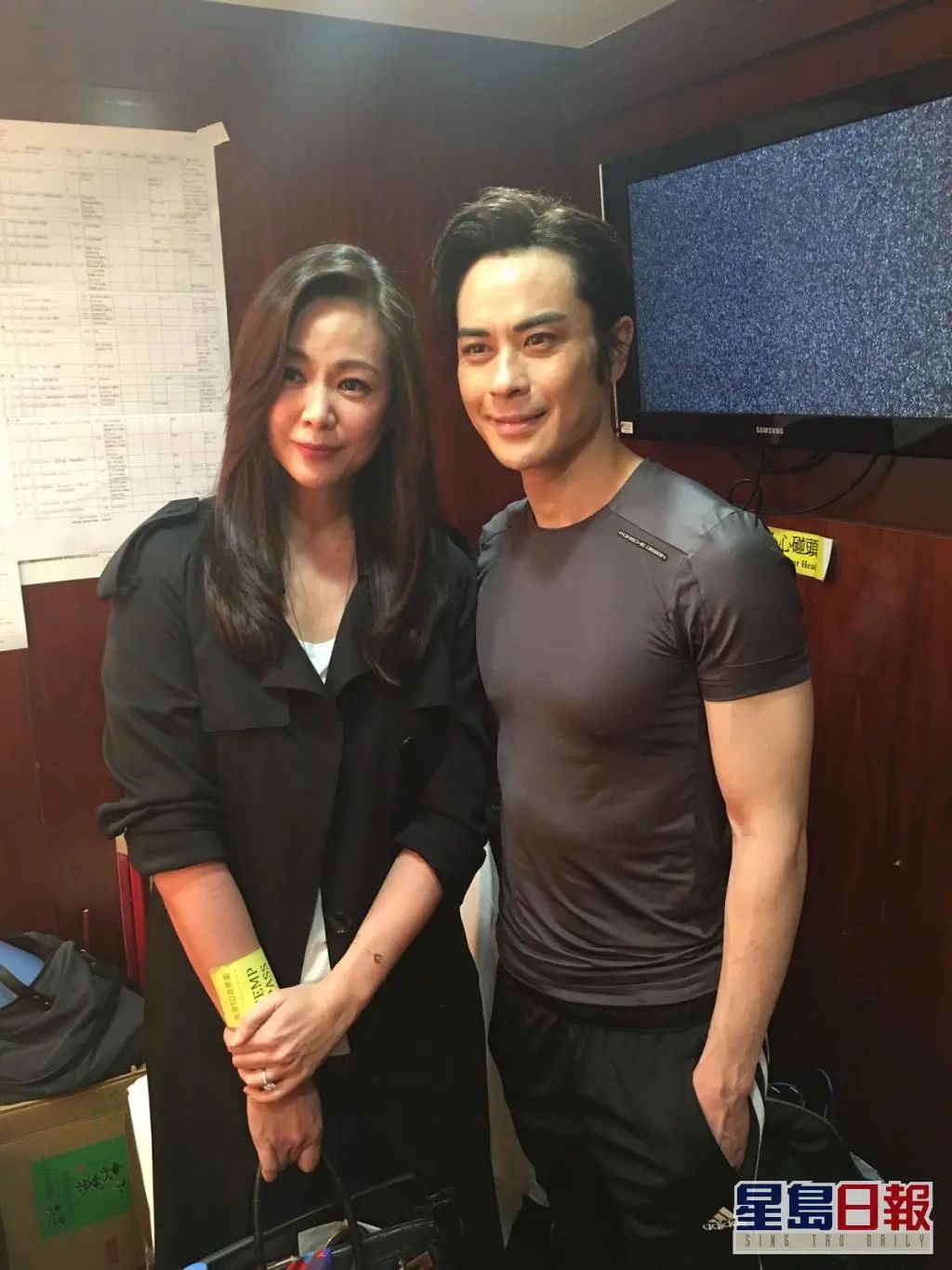 恋人妻、追青霞、混黑道、建豪宅，“武侠片之父”的江湖往事……