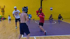 厉兵秣马奋勇向前,厉兵秣马意气风发