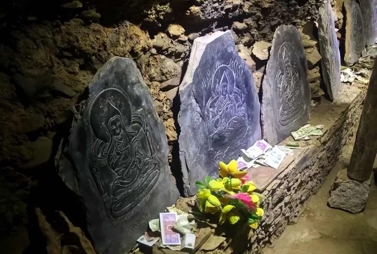 到达世界最美之城理塘,日光之城理塘