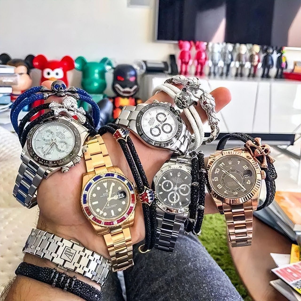 劳力士卡西欧哪个戴的有气质,劳力士和卡西欧手表哪个更尊贵