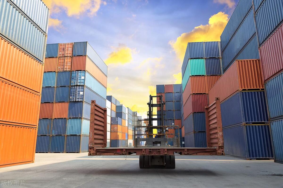 车辆过户费是卖方掏还是买方掏,法律规定过户费一般谁承担