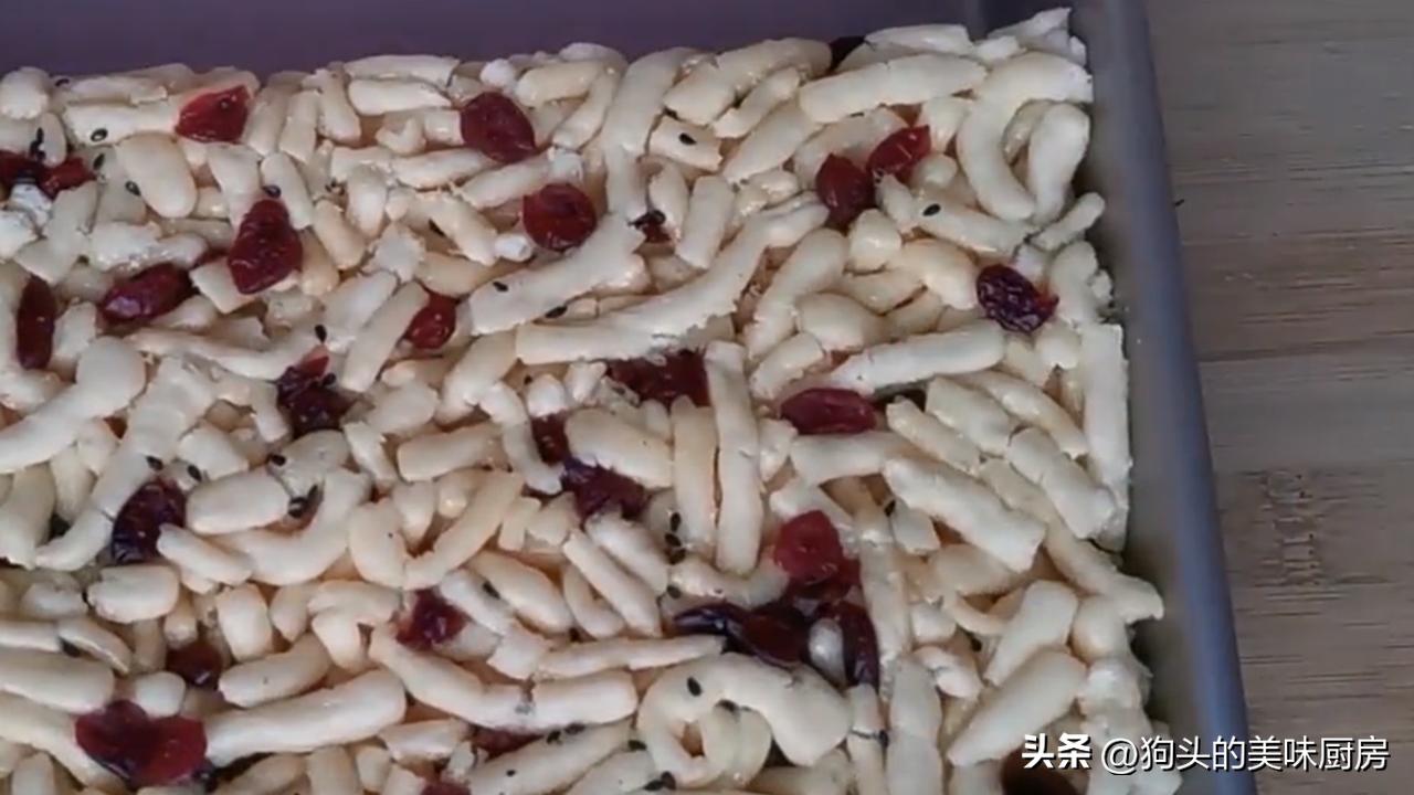 如何做沙琪玛又简单又好吃,沙琪玛这样做又脆又好吃