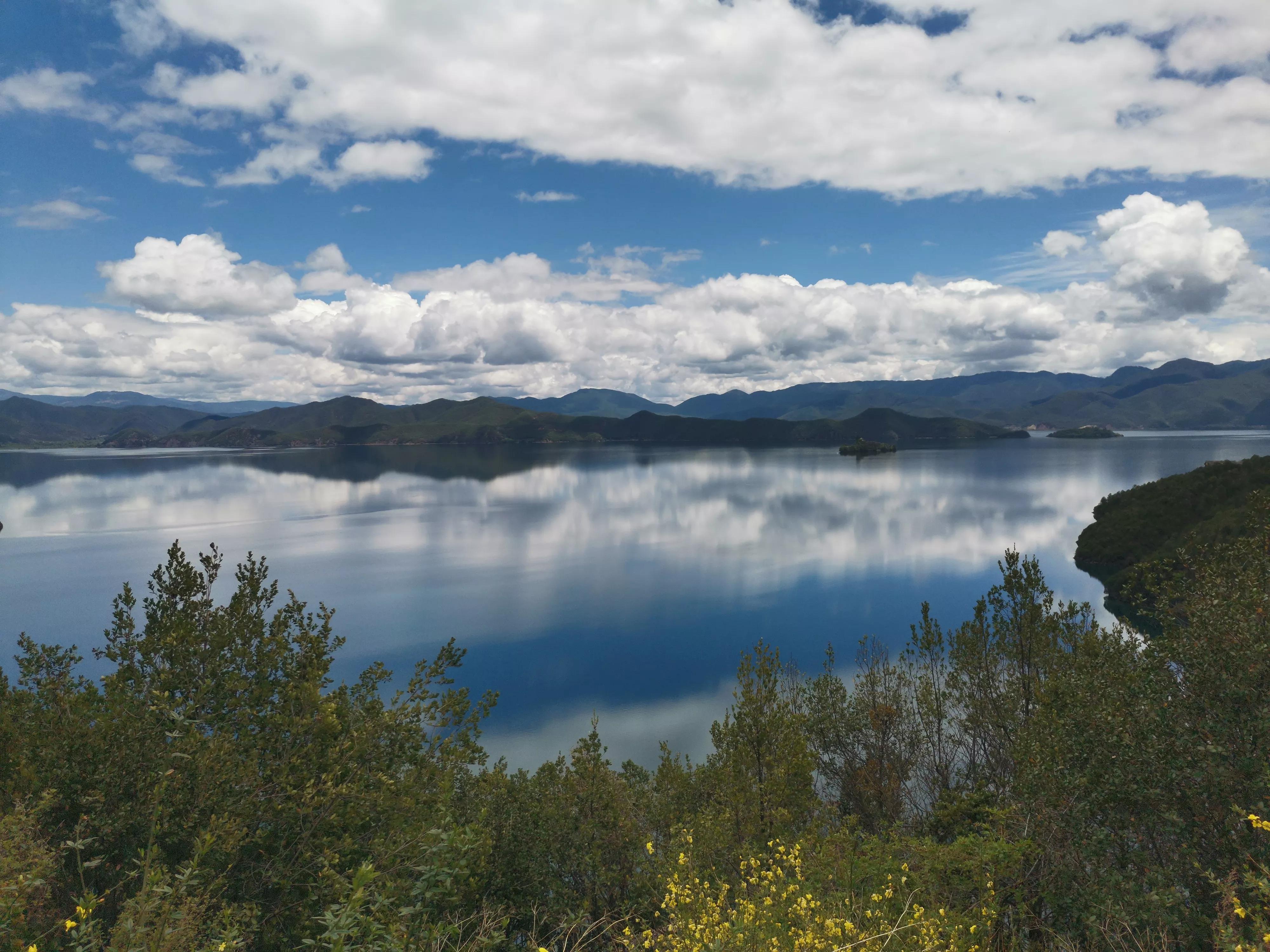 泸沽湖值得去吗七月底,泸沽湖6月份值得去吗