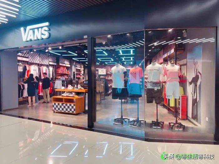 鎵揣鐗瑰崠,鎵揣鍟嗗満骞垮窞