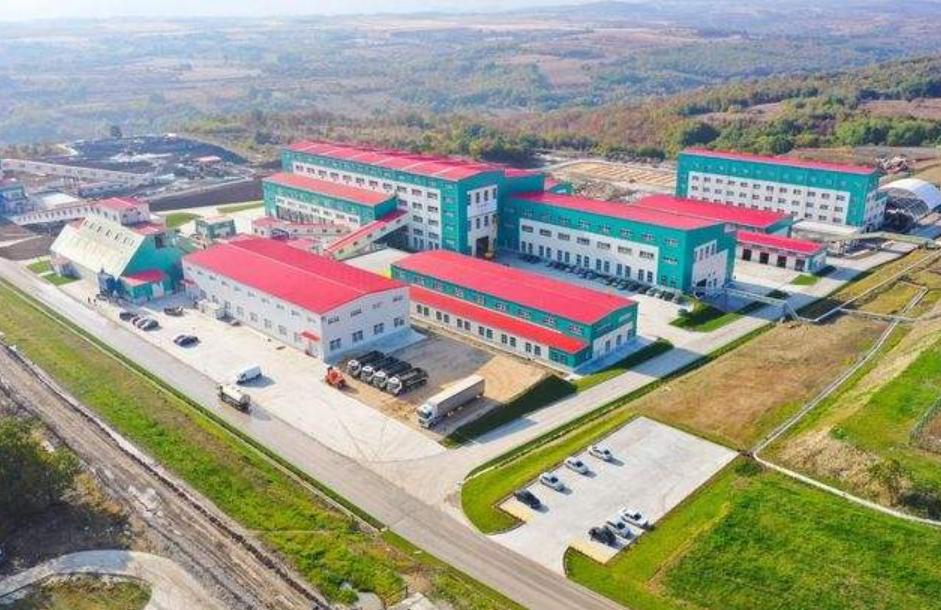 金矿老董事长娶38岁妻子,中国金矿大王陈景河