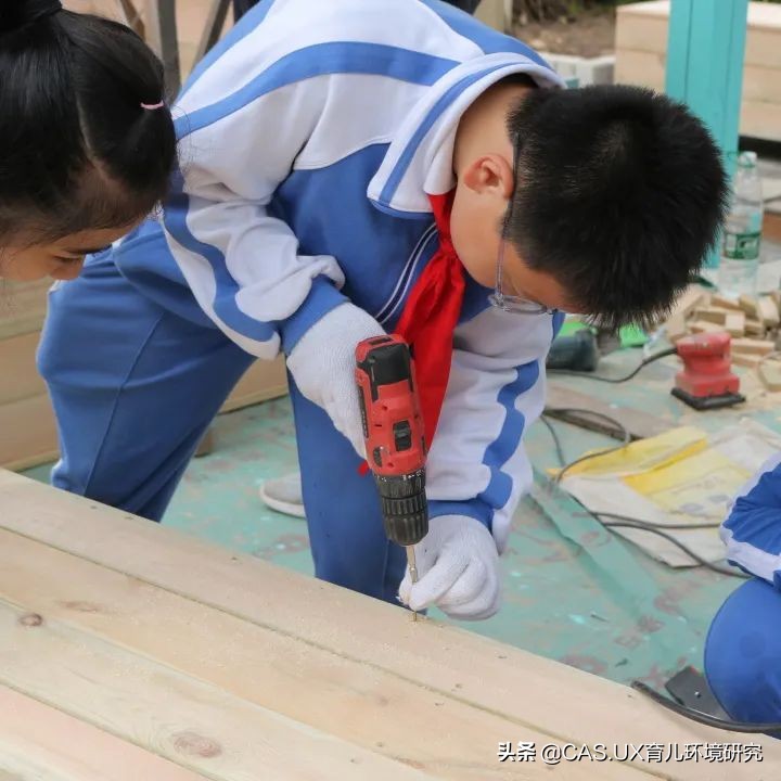 CAS儿童空间|生命花园:在校园屋顶打造感知自然的实验场
