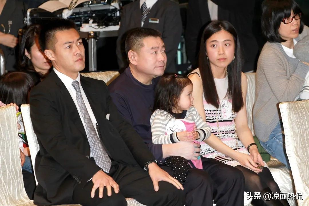 刘銮雄何鸿燊情史,刘銮雄甘比爱情故事