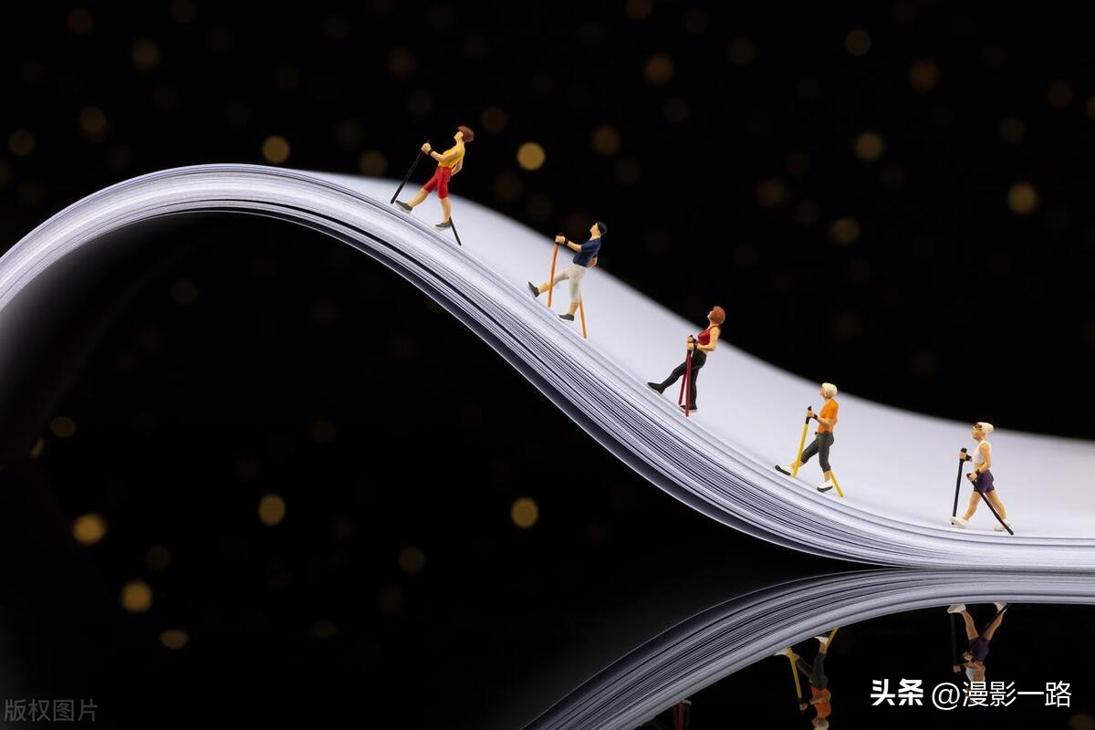 体育摄影记者一般带几个相机用,体育摄影师遥控拍摄用什么器材