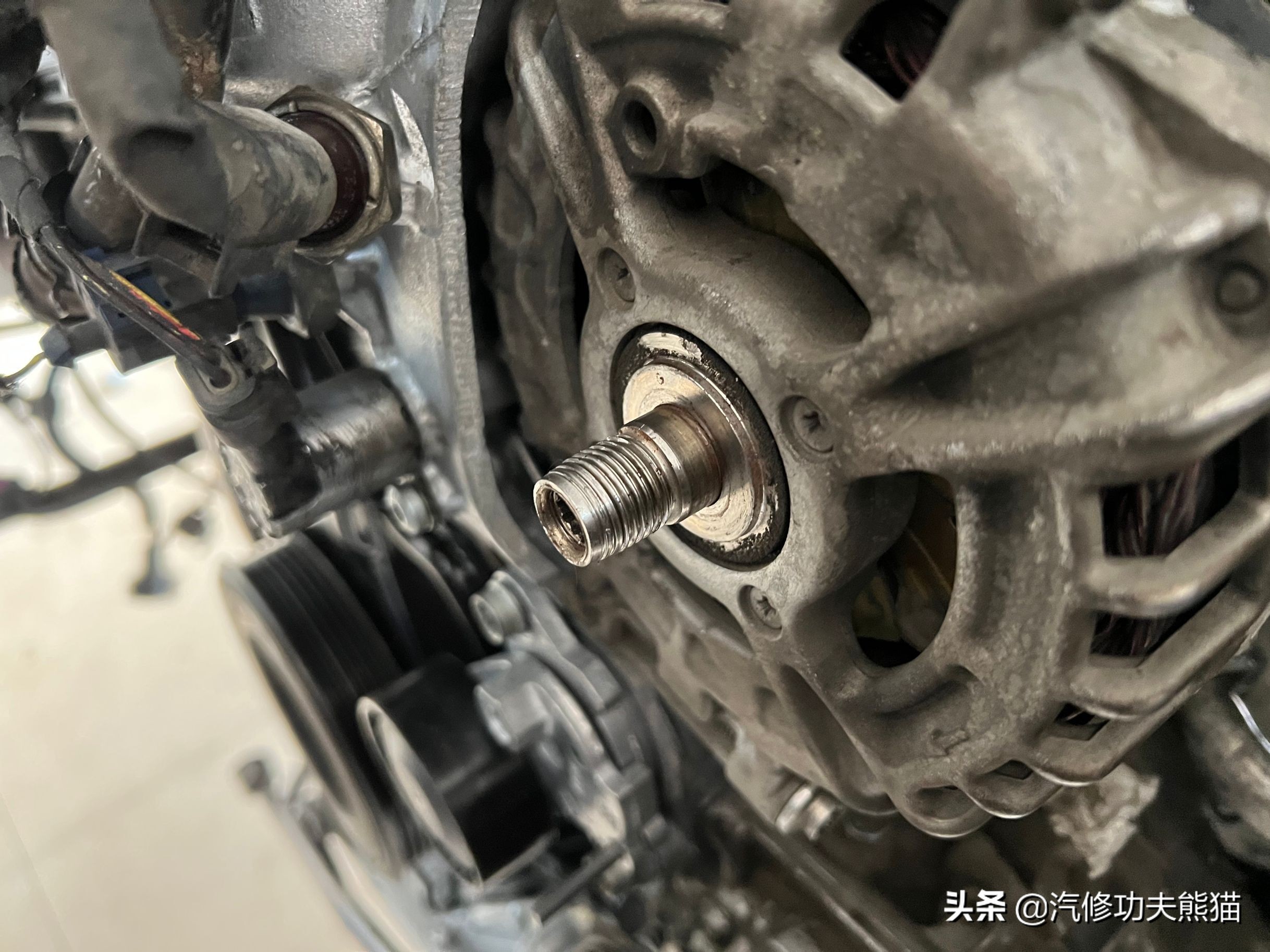 奥迪q5三代ea888烧机油是怎么回事,奥迪q5三代ea888不烧机油