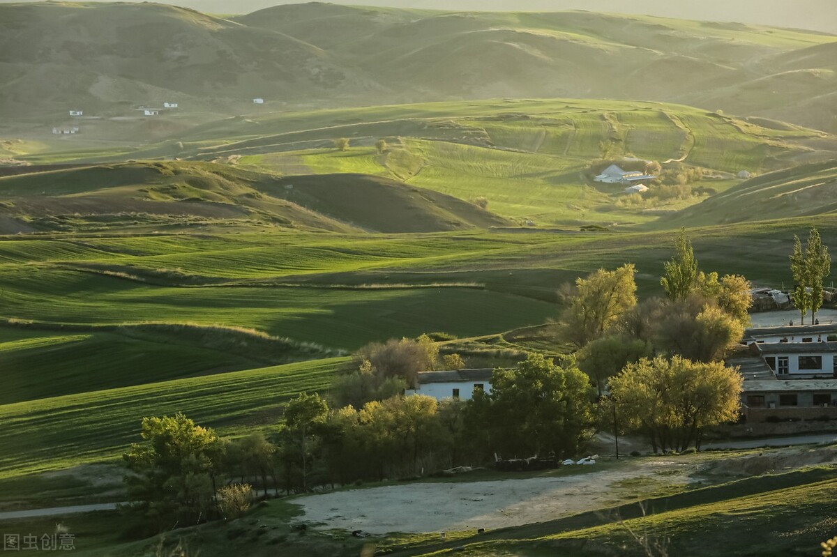 郭进拴｜大美的湖畔明珠