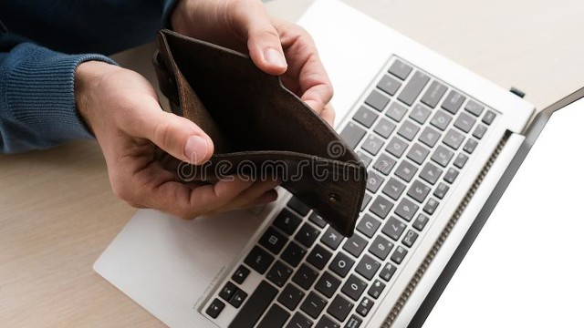 说说自己负债经历,个人资金缺口怎么解决