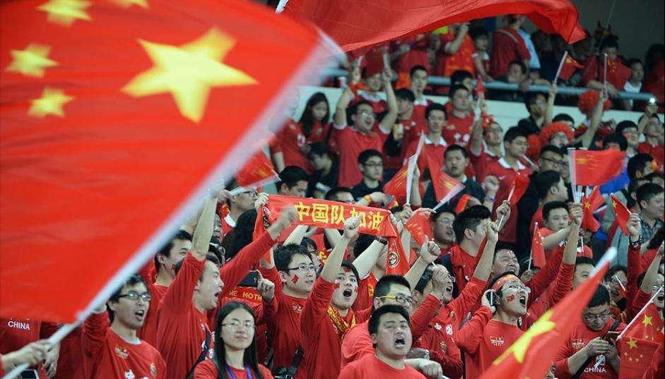 中日韩同为东亚人种，目前足球水平差距这么大，为什么？