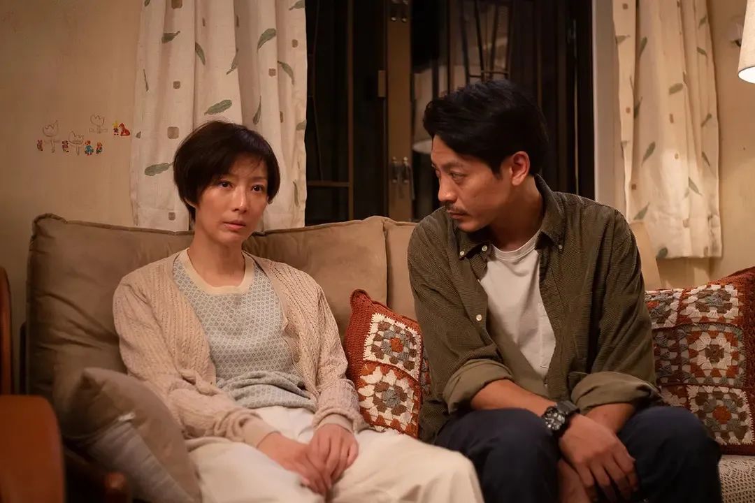 44岁郑秀文现状,48岁郑秀文现在怎么样了