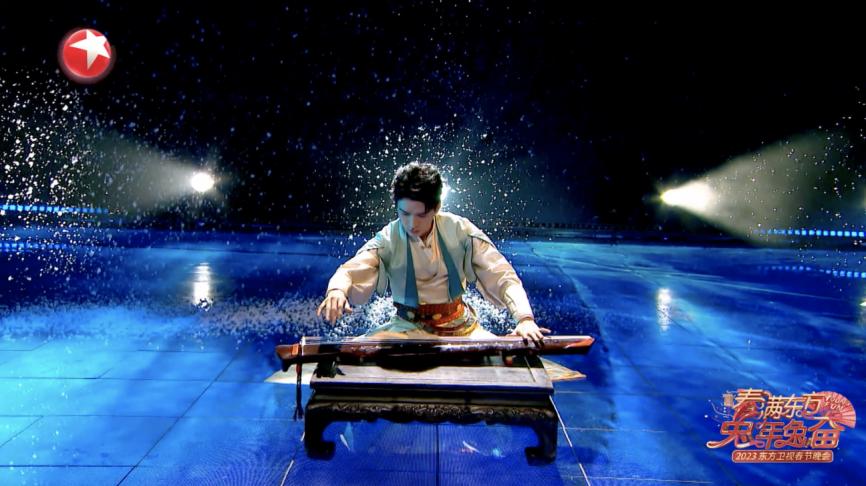 东方卫视“年轻态”打造海派春晚兔年兔奋多层次展现城市温度