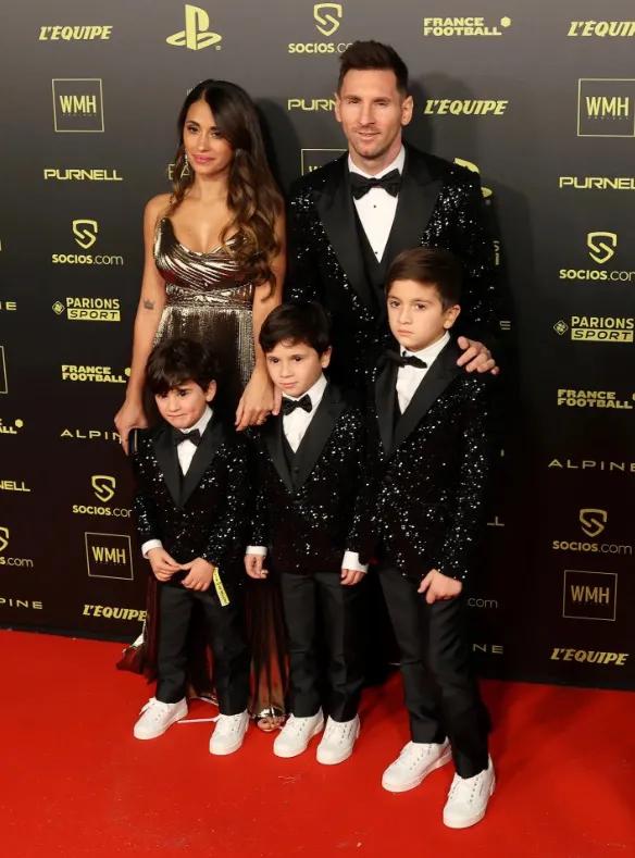 护妻狂魔梅西,梅西抛媚眼安东内拉