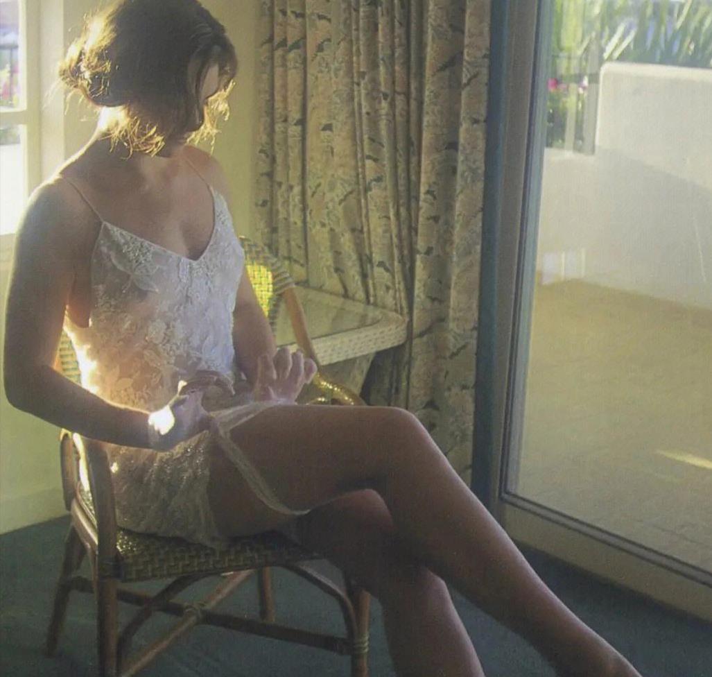 10岁她赤身露体，20岁又声称自己还是处女，“美国舒淇”裸照丑闻