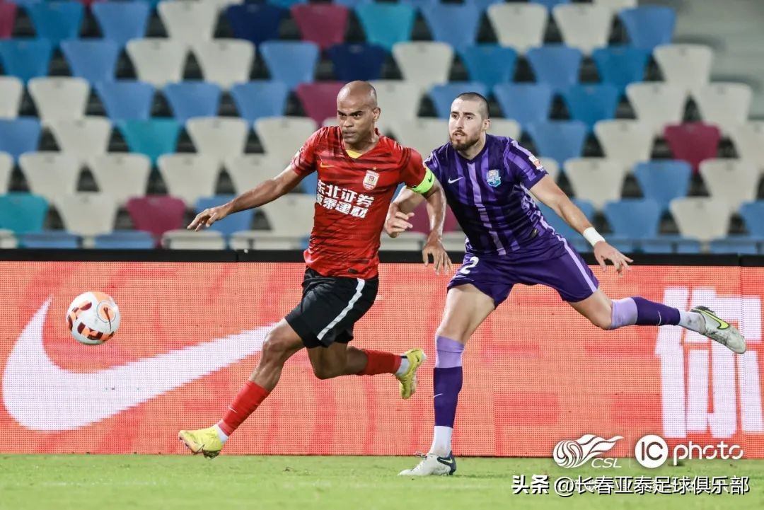 塞尔吉尼奥梅开二度,塞尔吉尼奥过人集锦