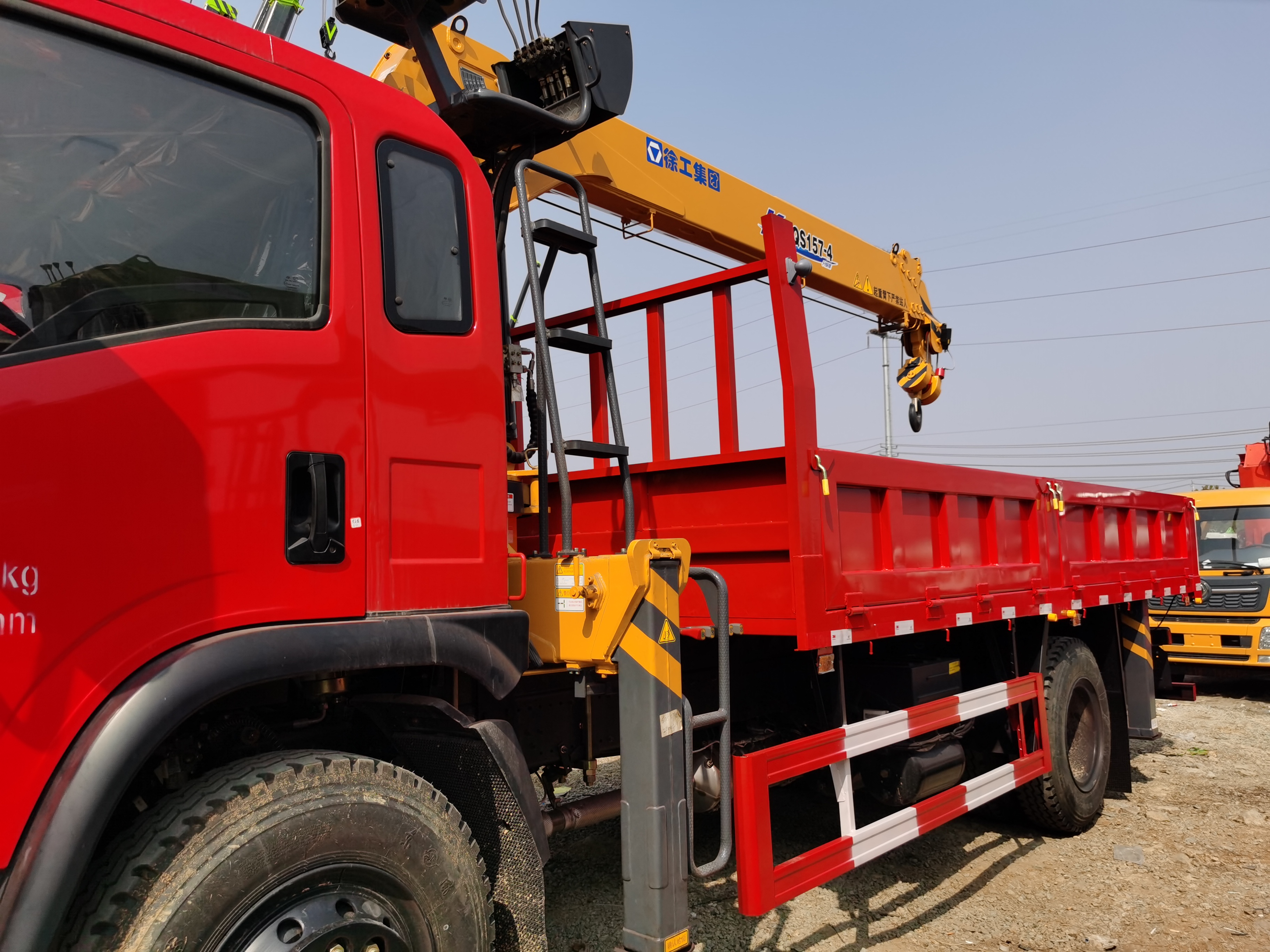 唐山个人二手随车吊出售转让信息,二手随车吊10吨多少钱一辆