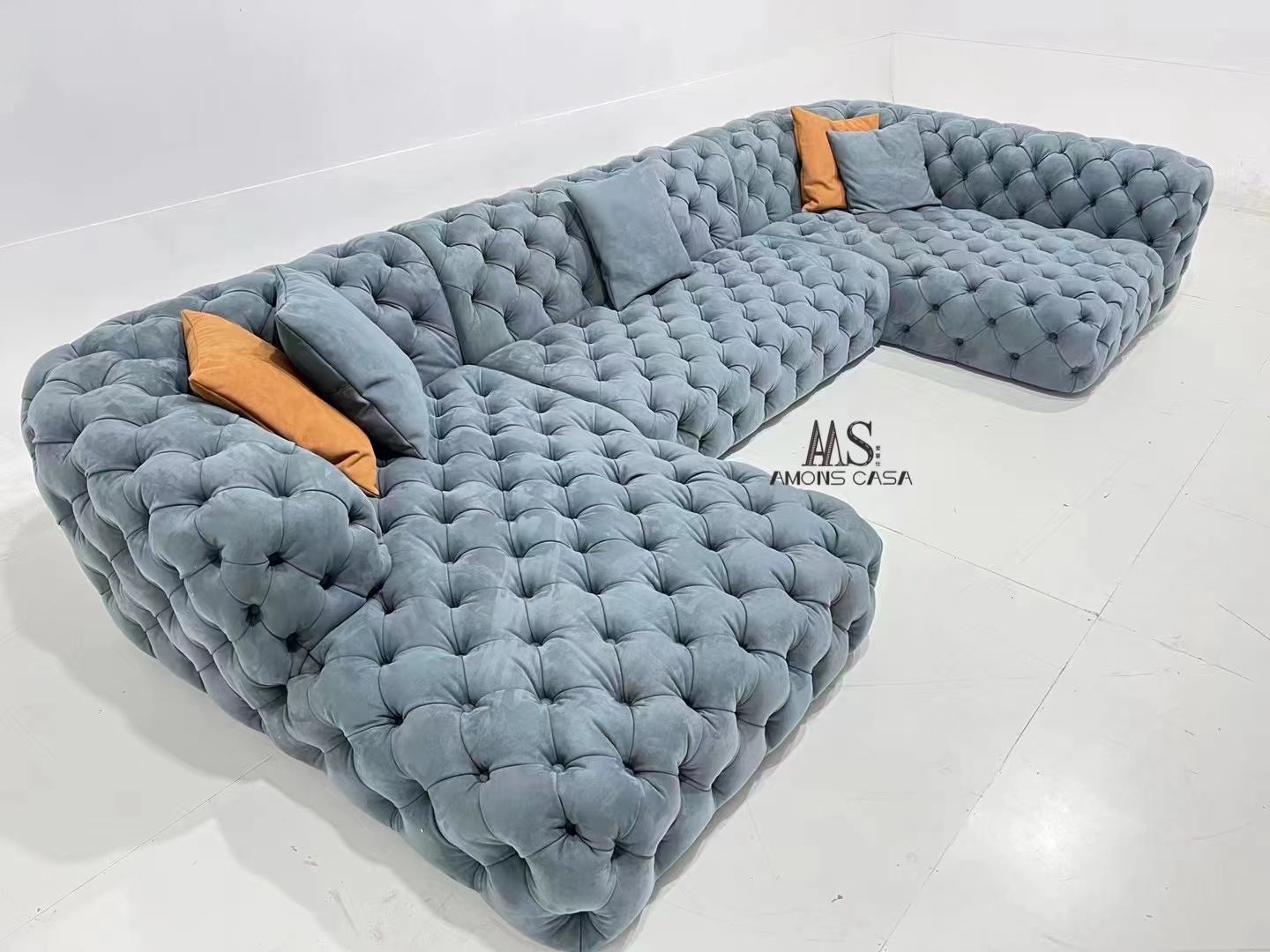 现代新中式沙发的特点,客厅一字沙发款式现代简约