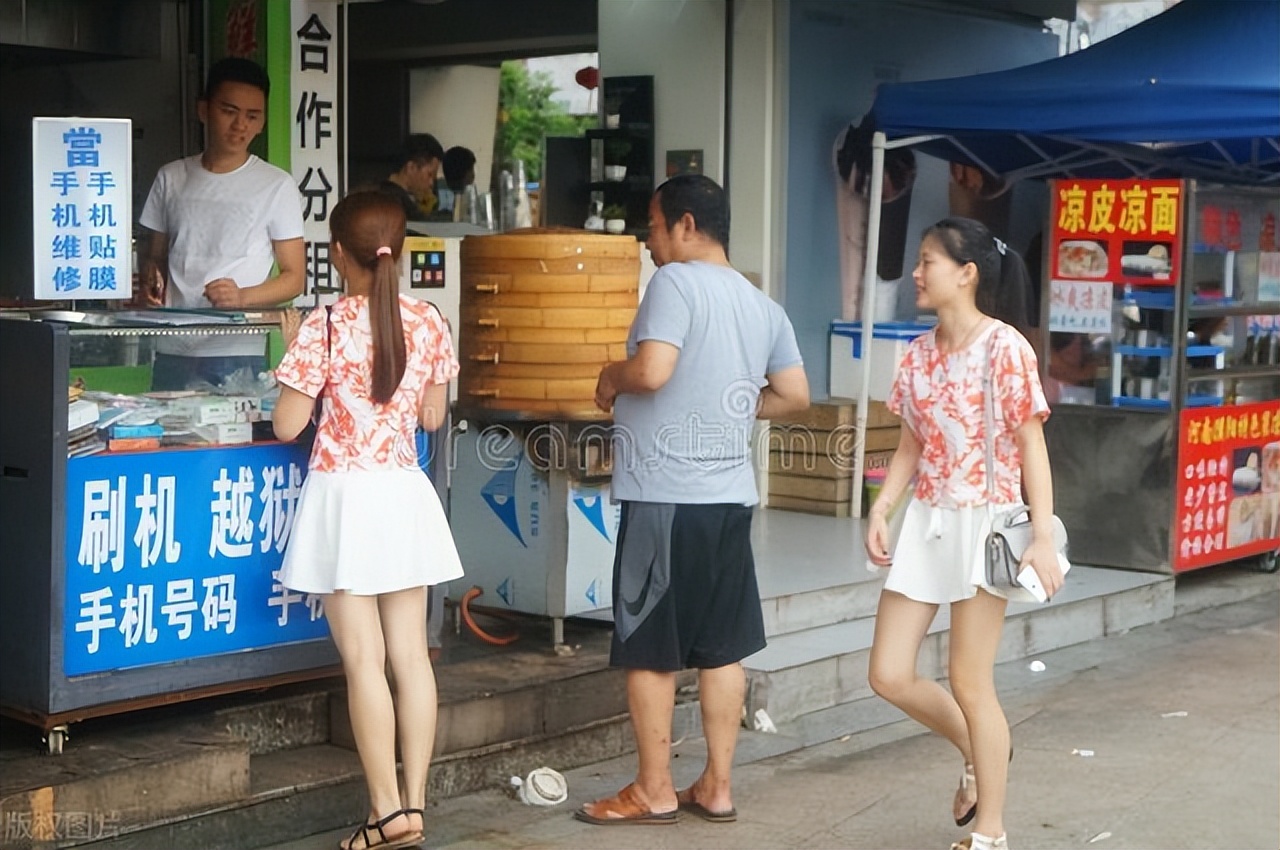 做手机维修前景怎么样,手机维修店做得好能赚多少钱