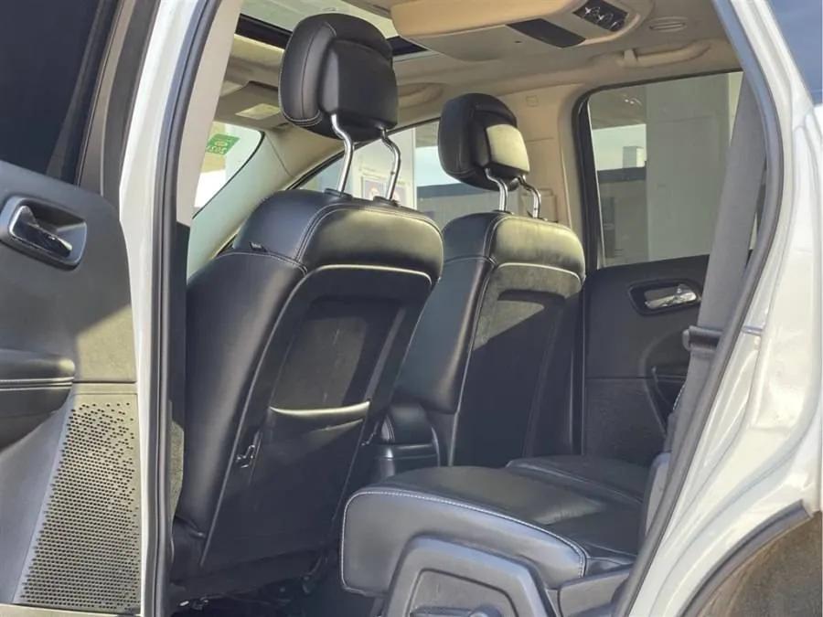 意大利人不会造大车。菲亚特飞越