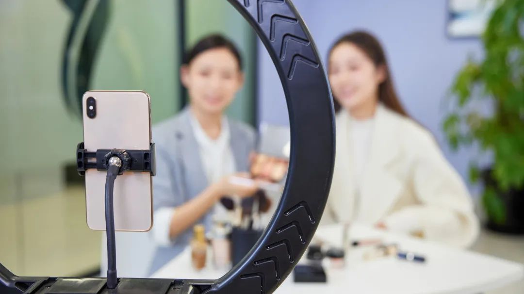 从直播运营到电商带货,从直播带货小白到轻松爆单