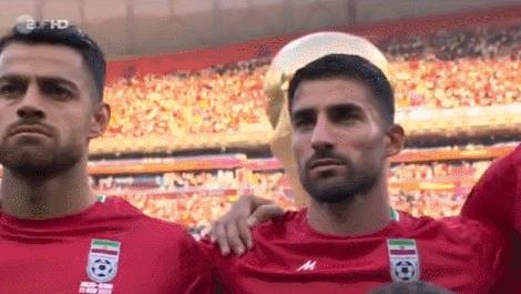 抱歉，该上热搜的是她，不是男足