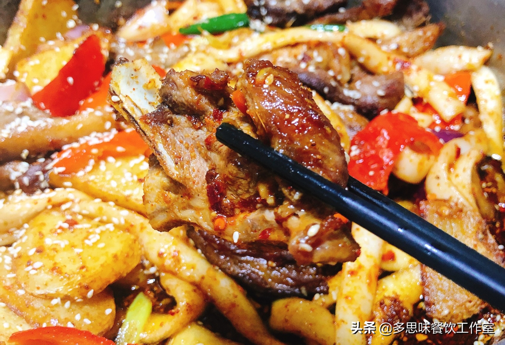 羊肉怎么做才好吃用最简易的方法,羊肉怎样做才好吃而且又软烂入味