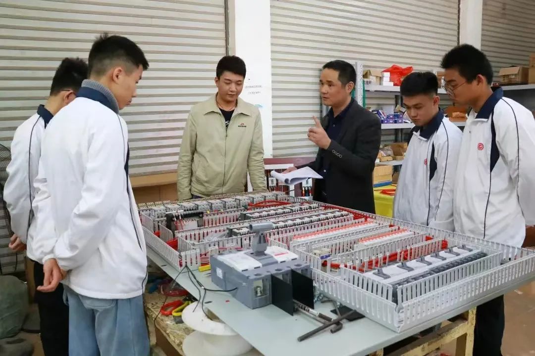 南安成功中学喜报,南安市一中喜报